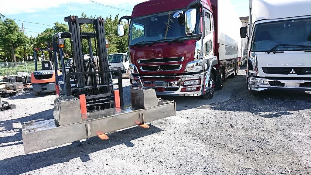 大型トラック 用 SUS製リン木BOX  パーツ買取のアイケイアール