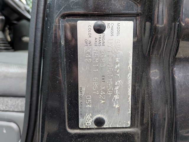 日産 ｸﾘｯﾊﾟｰﾄﾗｯｸ  5MT 68千㎞ 車検付き(令和8年4月27日)11