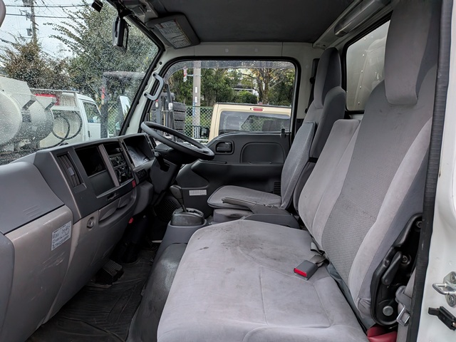 いすゞ ｴﾙﾌ ｱﾙﾐﾊﾞﾝ 標準 10尺 ｽﾑｰｻｰEx 車両総重量5ｔ未満18