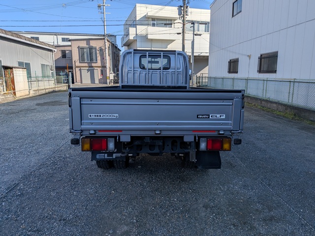 いすゞ ｴﾙﾌ 平ﾎﾞﾃﾞｨ 4ﾅﾝﾊﾞｰ ﾌﾙﾌﾗｯﾄﾛｰ 6MT ｶｽﾀﾑ6