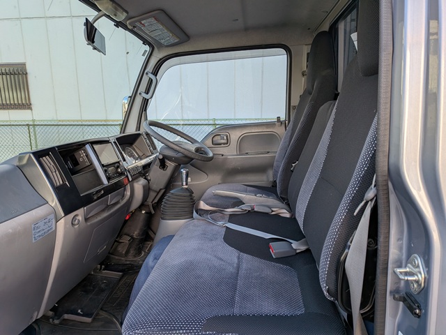 いすゞ ｴﾙﾌ 平ﾎﾞﾃﾞｨ 4ﾅﾝﾊﾞｰ ﾌﾙﾌﾗｯﾄﾛｰ 6MT ｶｽﾀﾑ16