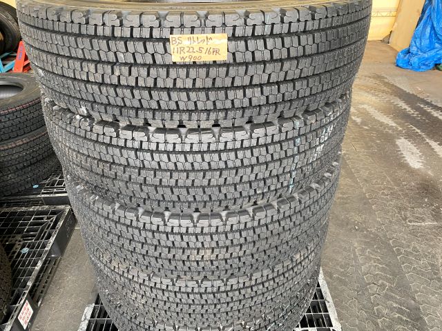 BS 11R22.5 14PR 16PR W900 リトレッド 10本セット1