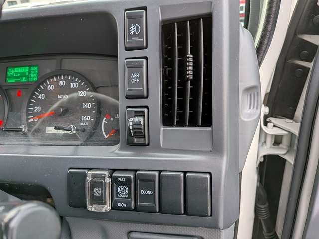 いすゞｴﾙﾌ 平ﾎﾞﾃﾞｨ 4ﾅﾝﾊﾞｰ ﾌﾗｯﾄﾛｰ 5MT 最大積載量1550㎏12