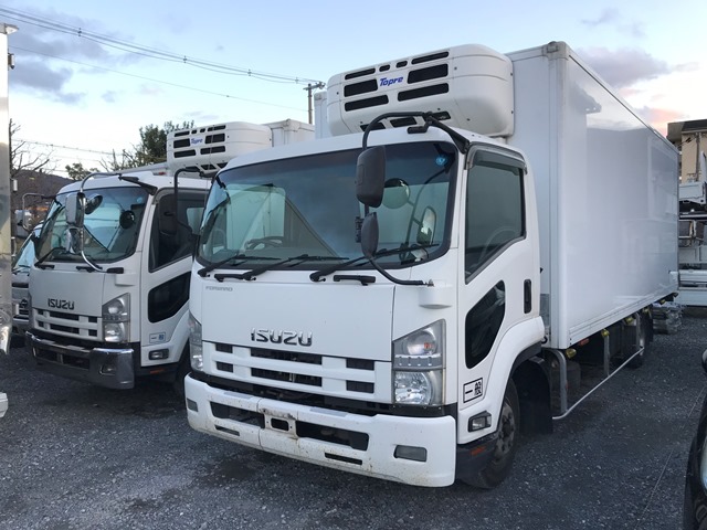 今週も沢山の車を買取致しました。ｷﾞｶﾞ･ﾌﾟﾛﾌｨｱ･ﾌｫﾜｰﾄﾞ･ｺﾝﾄﾞﾙ･ﾚﾝｼﾞｬｰ･ｴﾙﾌ等！！