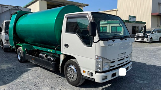 エルフ パッカー車