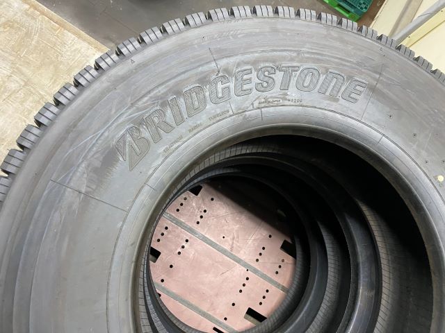 新品 BS 11R 22.5 16PR W999 2025年製3