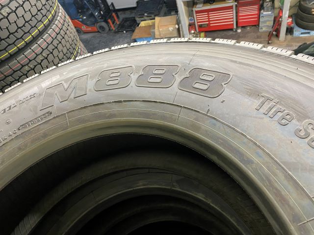 新品 BS 295/80R 22.5 M888 2025年製4