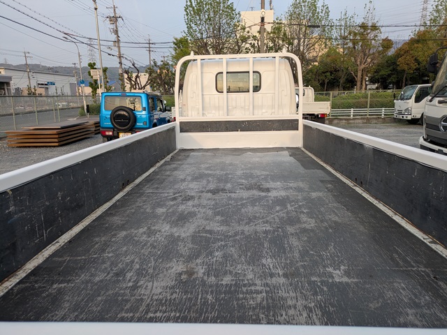 ﾄﾖﾀ ﾀﾞｲﾅ 平ﾎﾞﾃﾞｨ 標準ﾛﾝｸﾞ 車両総重量5t未満 AT4