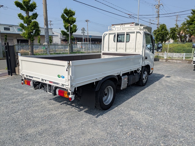 日野/ﾃﾞｭﾄﾛ 平ﾎﾞﾃﾞｨ 標準 10尺 3t 全低床 6MT2