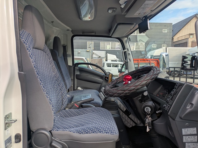 近日入庫予定！いすゞ ｴﾙﾌ ｱﾙﾐｳｲﾝｸﾞ ﾜｲﾄﾞ ﾛﾝｸﾞ 6MT ﾒｯｷ多数 車検付き(令和8年6月19日)3