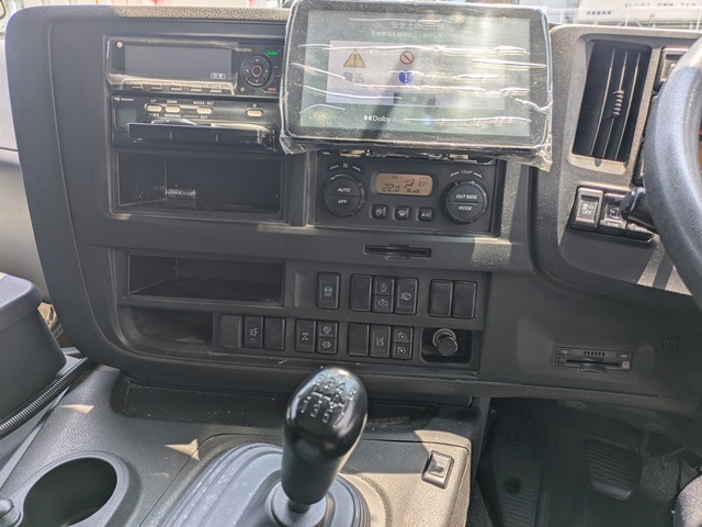 いすゞ ｷﾞｶﾞ ｳｲﾝｸﾞ Gｶｰｺﾞ 防錆仕様 ﾊｲﾙｰﾌ 7MT ｱﾙﾐﾎｲｰﾙ ﾒｯｷ多数 車検付き(令和8年3月7日)9