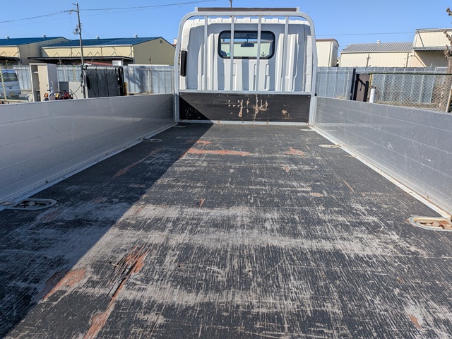 いすゞ ｴﾙﾌ ｱﾙﾐﾌﾞﾛｯｸ 標準 ﾛﾝｸﾞ ﾌﾙﾌﾗｯﾄﾛｰ 5MT GVW5t未満6