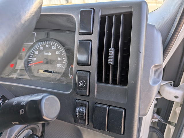 いすゞ ｴﾙﾌ ｱﾙﾐﾌﾞﾛｯｸ 標準 ﾛﾝｸﾞ ﾌﾙﾌﾗｯﾄﾛｰ 5MT GVW5t未満10