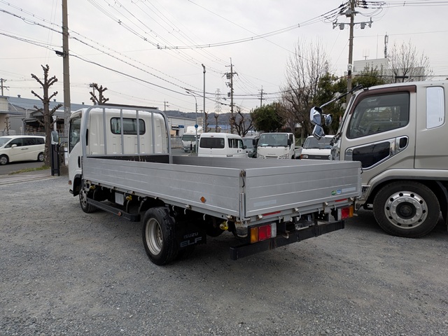 いすゞ ｴﾙﾌ ｱﾙﾐﾌﾞﾛｯｸ 標準 ﾛﾝｸﾞ ﾌﾙﾌﾗｯﾄﾛｰ 5MT GVW5t未満4