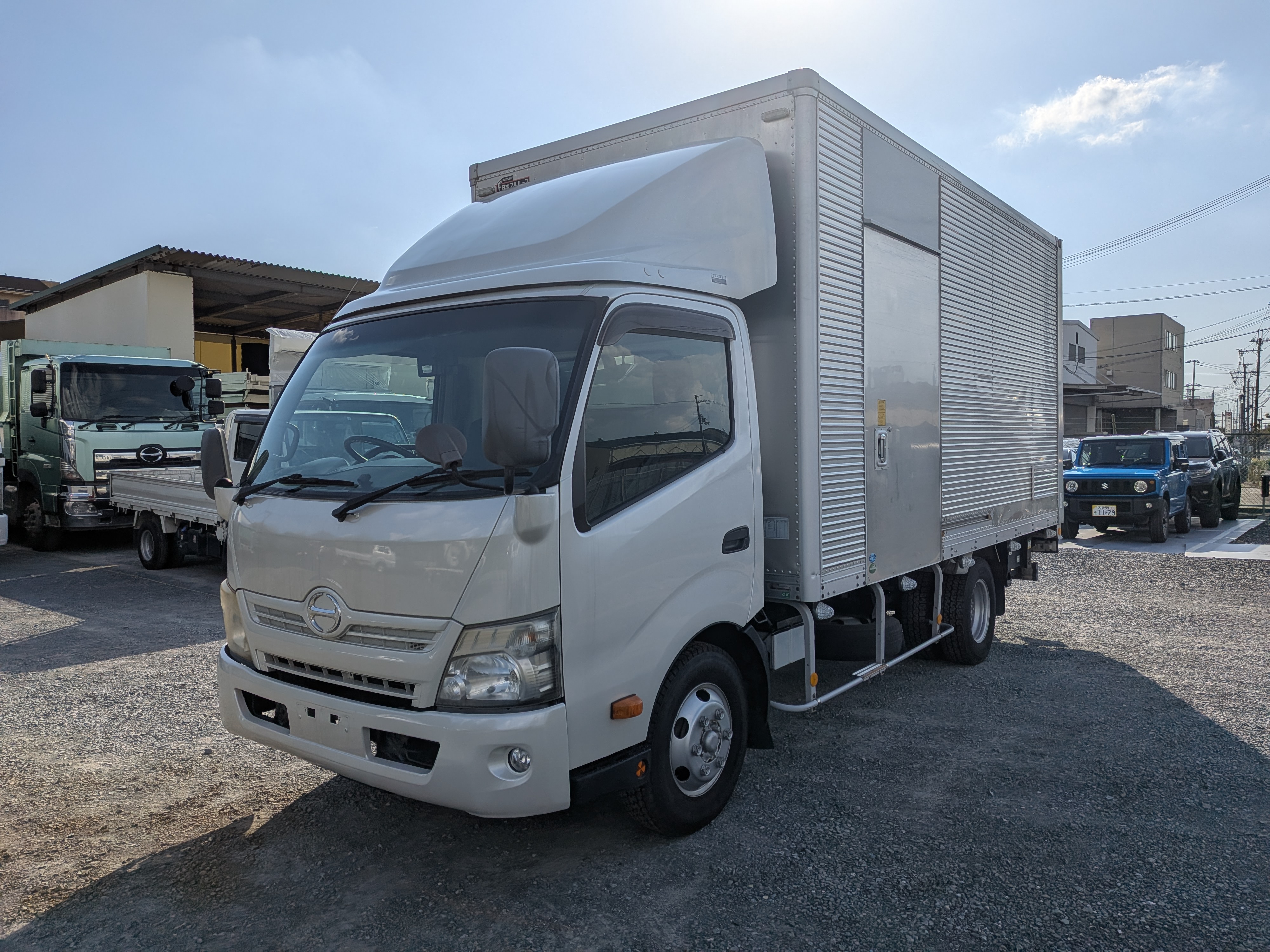 近日掲載予定！ 日野ﾃﾞﾕﾄﾛ ﾊﾈｱｹﾞPG付きｱﾙﾐﾊﾞﾝ ﾜｲﾄﾞ ﾛﾝｸﾞ 6MT1