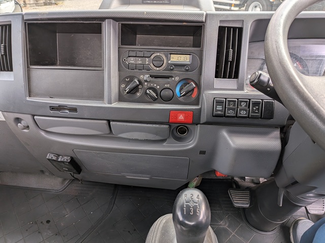 ﾏﾂﾀﾞ/ﾀｲﾀﾝ (いすゞOEM) 平ﾎﾞﾃﾞｨ 2t 4ﾅﾝﾊﾞｰ ﾌﾙﾌﾗｯﾄﾛｰ 10尺 5MT 117千㎞9