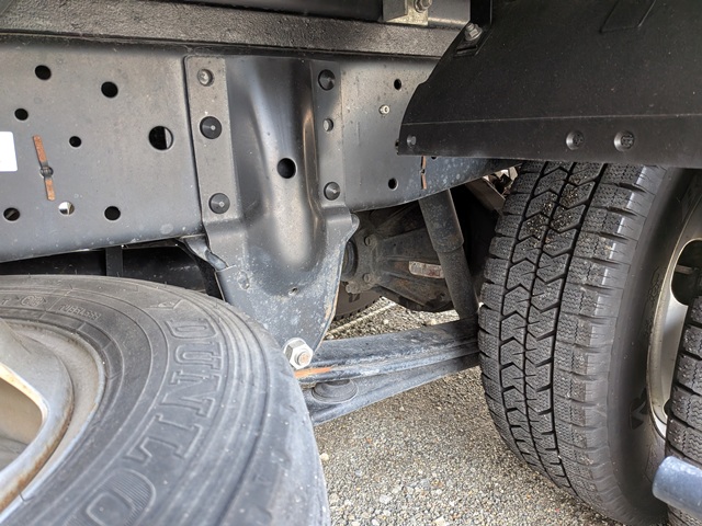 いすゞ ｴﾙﾌ ｱﾙﾐﾊﾞﾝ 標準 10尺 5MT 109千㎞18