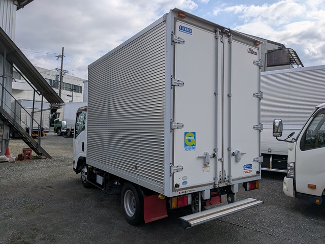 いすゞ ｴﾙﾌ ｱﾙﾐﾊﾞﾝ 標準 10尺 5MT 109千㎞4