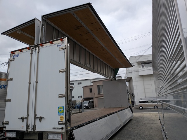 UDﾄﾗｯｸｽ ｸｵﾝ ｱﾙﾐｳｲﾝｸﾞ ﾊｲﾙｰﾌ ｴｽｺｯﾄ ｱﾙﾐﾎｲｰﾙ 防錆仕様 412千㎞9