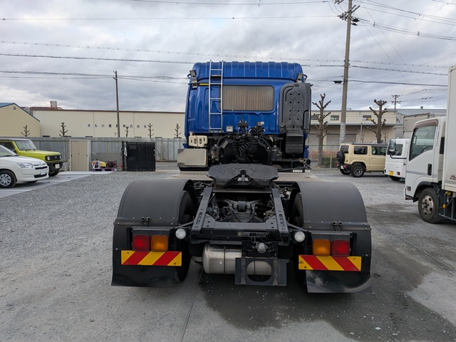 いすゞ ｷﾞｶﾞ ﾄﾗｸﾀ 7MT ｴｱｻｽ 第五輪荷重11500㎏ 400千㎞6