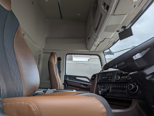 日野 ﾌﾟﾛﾌｨｱ ｱﾙﾐｳｲﾝｸﾞ ﾊｲﾙｰﾌ ﾌﾟﾛｼﾌﾄ 63千㎞13