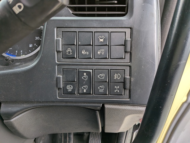 UDﾄﾗｯｸｽ ｸｵﾝ ｱﾙﾐｳｲﾝｸﾞ ﾊｲﾙｰﾌ ｴｽｺｯﾄ ｱﾙﾐﾎｲｰﾙ 防錆仕様 412千㎞13