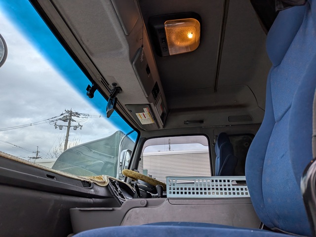 いすゞ ｷﾞｶﾞ ﾄﾗｸﾀ 7MT ｴｱｻｽ 第五輪荷重11500㎏ 400千㎞15