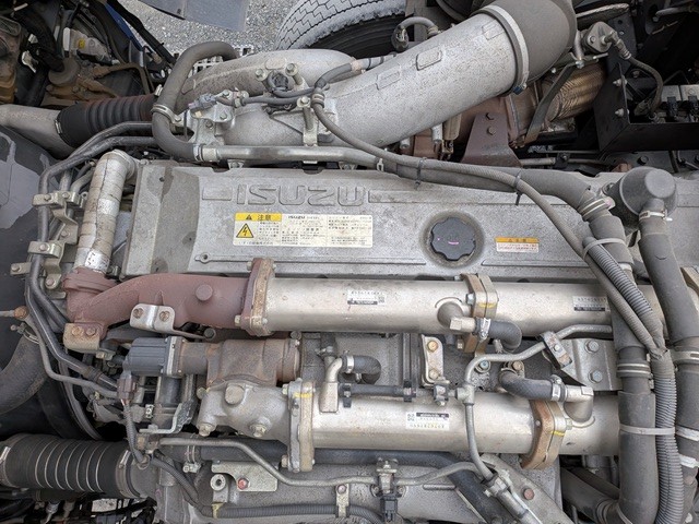 いすゞ ｷﾞｶﾞ ﾄﾗｸﾀ 7MT ｴｱｻｽ 第五輪荷重11500㎏ 400千㎞17
