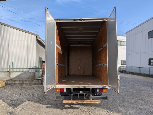 三菱 ｷｬﾝﾀｰ ｱﾙﾐﾊﾞﾝ ｻｲﾄﾞﾄﾞｱ付き 5MT 荷室高2265㎜　6