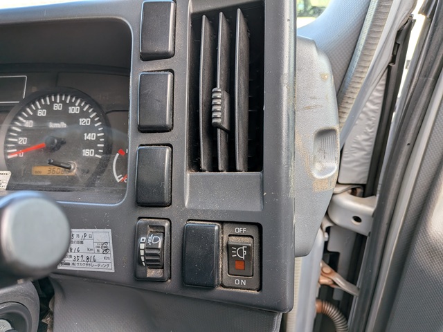 近日入庫予定！ いすゞ ｴﾙﾌ ｱﾙﾐﾊﾞﾝ ﾜｲﾄﾞ ﾛﾝｸﾞ ﾌﾙﾌﾗｯﾄﾛｰ 6MT 360千㎞9