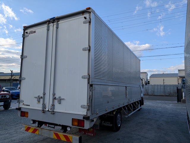 いすゞ ﾌｫﾜｰﾄﾞ ｱﾙﾐｳｲﾝｸﾞ ﾜｲﾄﾞ 6MT ﾘｰﾌｻｽ 210PS 209千㎞2