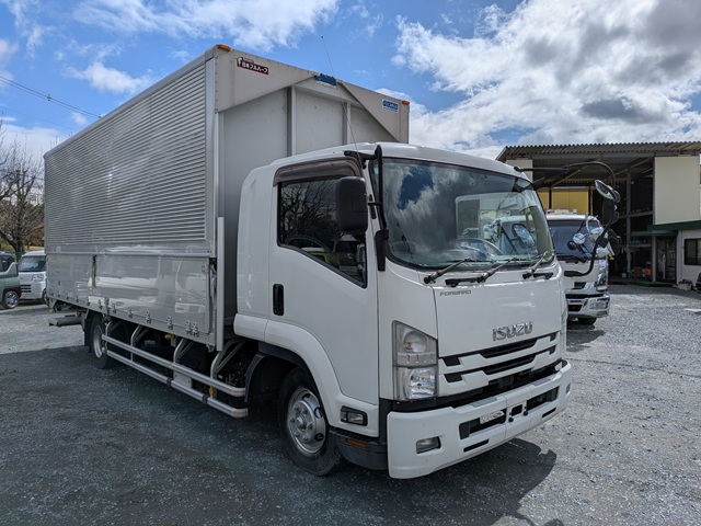 いすゞ ﾌｫﾜｰﾄﾞ ｱﾙﾐｳｲﾝｸﾞ ﾜｲﾄﾞ 6MT ﾘｰﾌｻｽ 371千㎞3