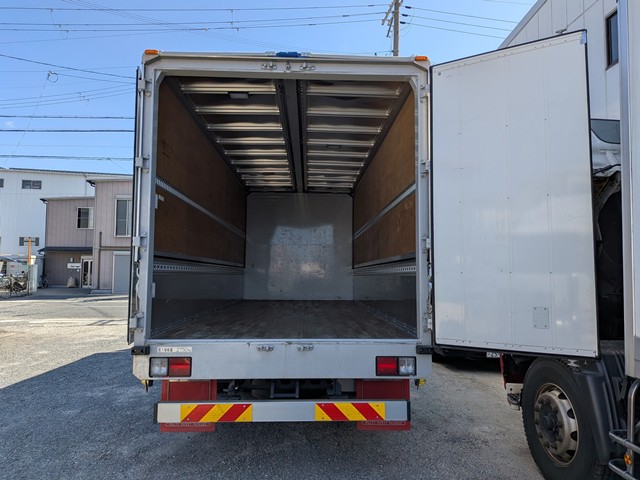 いすゞ ﾌｫﾜｰﾄﾞ ｱﾙﾐｳｲﾝｸﾞ ﾜｲﾄﾞ6MT ﾘｰﾌｻｽ 240PS 210千㎞7