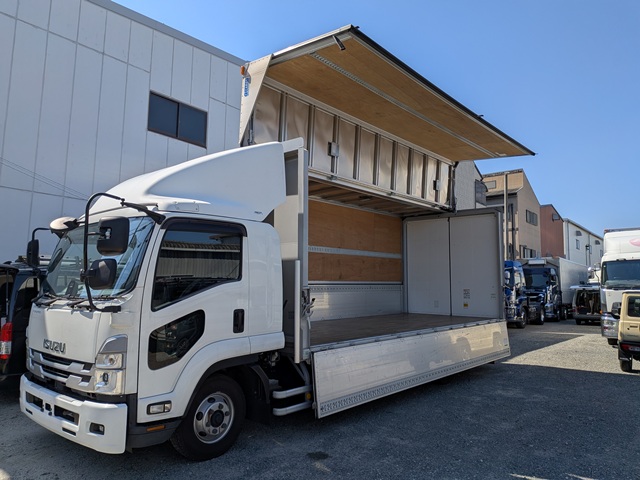 いすゞ ﾌｫﾜｰﾄﾞ ｱﾙﾐｳｲﾝｸﾞ ﾜｲﾄﾞ6MT ﾘｰﾌｻｽ 240PS 210千㎞9