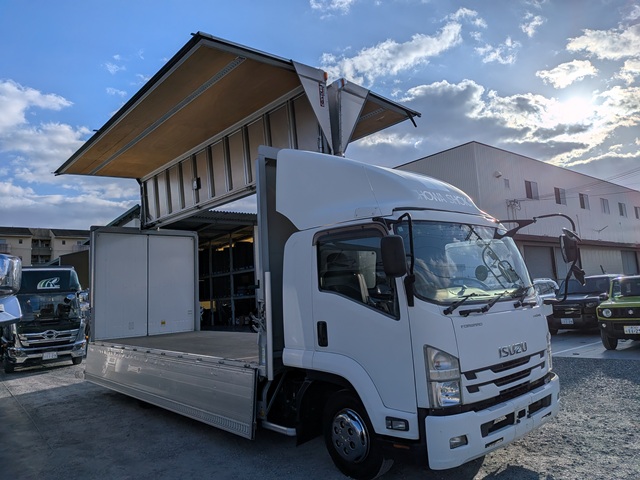 いすゞ ﾌｫﾜｰﾄﾞ ｱﾙﾐｳｲﾝｸﾞ ﾜｲﾄﾞ 6MT ﾘｰﾌｻｽ 210PS 209千㎞9