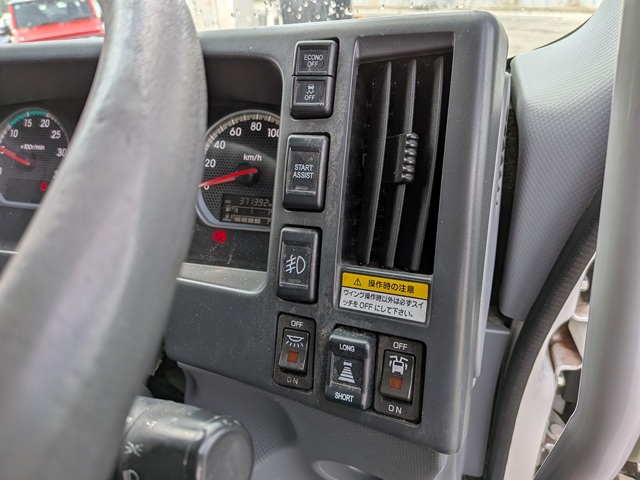 いすゞ ﾌｫﾜｰﾄﾞ ｱﾙﾐｳｲﾝｸﾞ ﾜｲﾄﾞ 6MT ﾘｰﾌｻｽ 371千㎞11