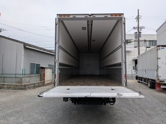 近日入庫予定！UDﾄﾗｯｸｽ ｸｵﾝ 格納PG付きｱﾙﾐｳｲﾝｸﾞ ﾊｲﾙｰﾌ ｴｽｺｯﾄ ｱﾙﾐﾎｲｰﾙ ﾒｯｷ多数 車検付き(令和8年9月25日)10