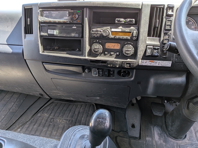 いすゞ ﾌｫﾜｰﾄﾞ ｱﾙﾐｳｲﾝｸﾞ ﾜｲﾄﾞ6MT ﾘｰﾌｻｽ 240PS 210千㎞13