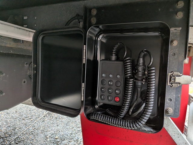 UDﾄﾗｯｸｽ ｸｵﾝ ｱﾙﾐｳｲﾝｸﾞ/防錆仕様 ﾊｲﾙｰﾌ ｴｽｺｯﾄ11