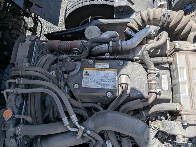 いすゞ ﾌｫﾜｰﾄﾞ ｱﾙﾐｳｲﾝｸﾞ ﾜｲﾄﾞ6MT ﾘｰﾌｻｽ 240PS 210千㎞19