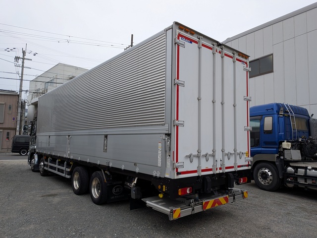 近日入庫予定！UDﾄﾗｯｸｽ ｸｵﾝ 格納PG付きｱﾙﾐｳｲﾝｸﾞ ﾊｲﾙｰﾌ ｴｽｺｯﾄ ｱﾙﾐﾎｲｰﾙ ﾒｯｷ多数 車検付き(令和8年9月25日)4