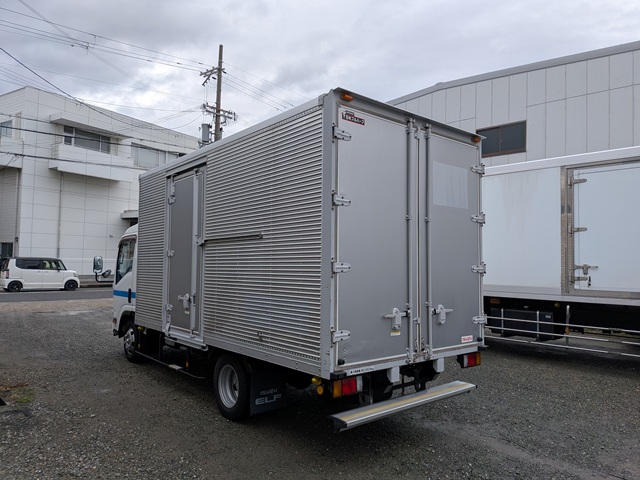 近日入庫予定！ いすゞ ｴﾙﾌ ｱﾙﾐｳｲﾝｸﾞ/ｻｲﾄﾞﾄﾞｱ 6MT ﾜｲﾄﾞ ﾛﾝｸﾞ 　4