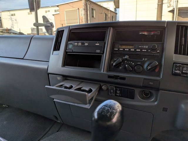 近日入庫予定！ いすゞ ﾌｫﾜｰﾄﾞ 跳ね上げPG付きｱﾙﾐｳｲﾝｸﾞ ﾜｲﾄﾞ 6MT ﾘｰﾌｻｽ 車検付き(R9.3.24)4