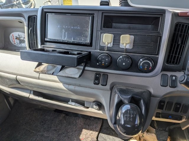 三菱ふそう ｷｬﾝﾀｰ 平ﾎﾞﾃﾞｨ 5MT 147千㎞3