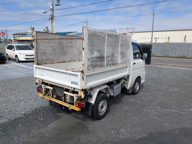 ﾀﾞｲﾊﾂ ﾊｲｾﾞｯﾄ 清掃ﾀﾞﾝﾌﾟ 5MT 4WD 車検付き(令和9年11月24日)2
