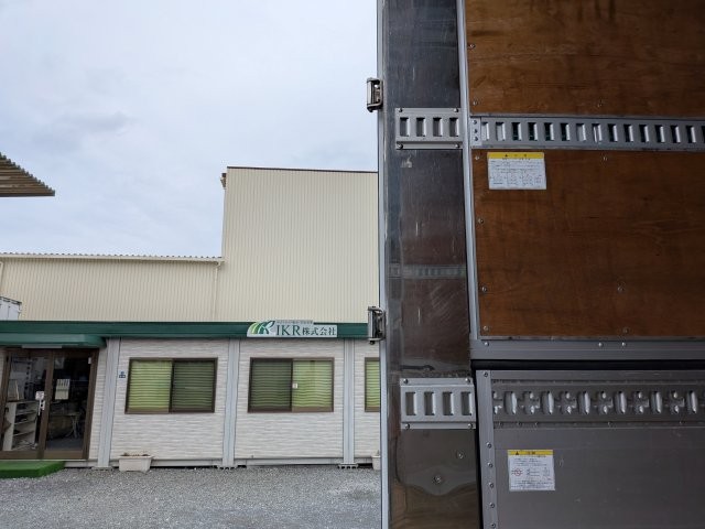 いすゞ ｷﾞｶﾞｱﾙﾐｳｲﾝｸﾞ 防錆仕様 7MT 399千㎞ 車検付き(令和9年3月6日)8