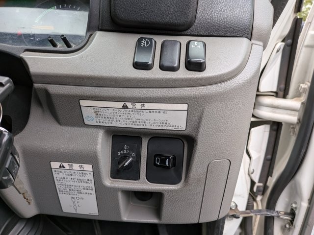 三菱 ｷｬﾝﾀｰ ｸﾚｰﾝ付き平ﾎﾞﾃﾞｨ 5MT 車検付き(令和8年10月30日)16